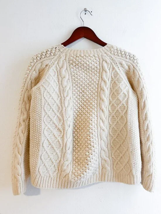 VINTAGE Snowflakes Hand Knit Pure Wool Aran Fisherman Cable Knit Cardigan - Picture 8 of 14